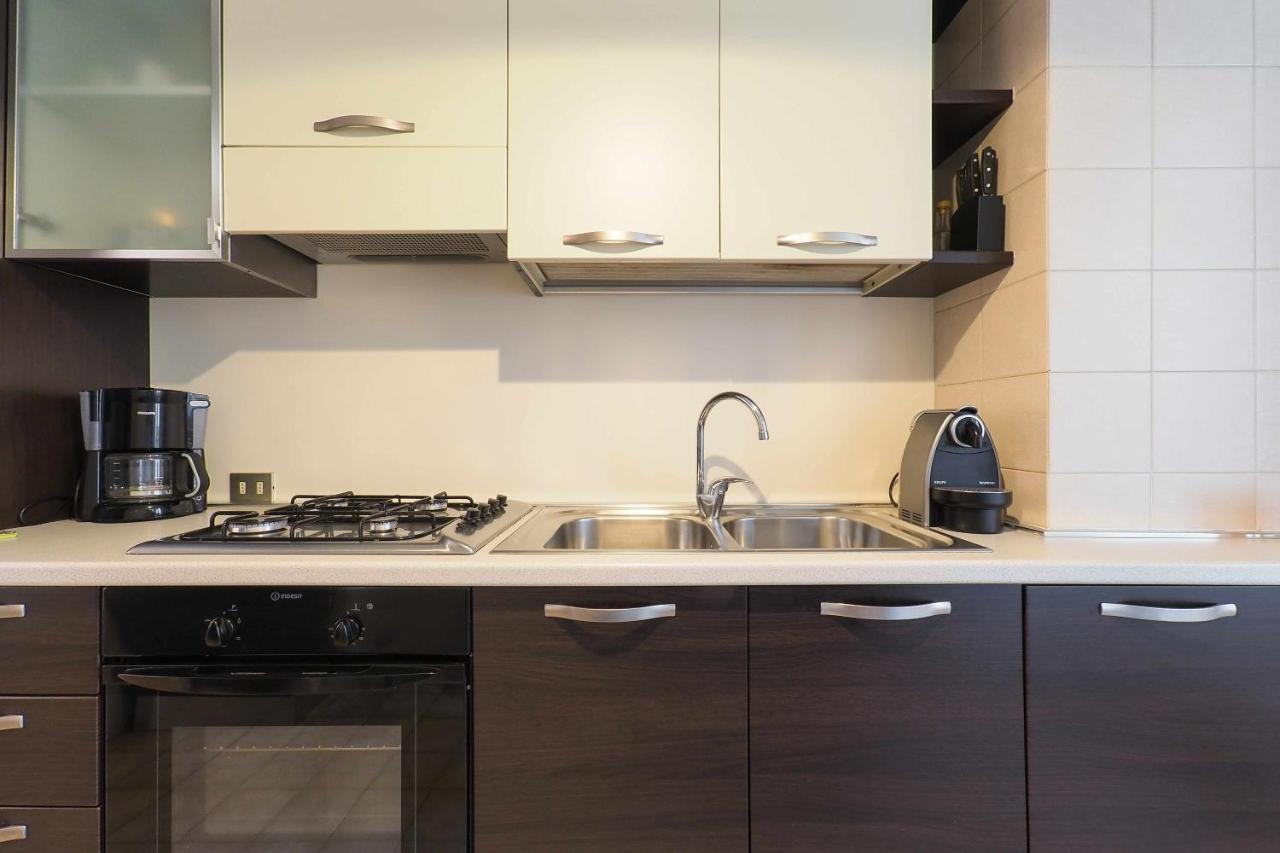 Mba24 Charming Suite Close To Metro Fieracitylife ميلان المظهر الخارجي الصورة
